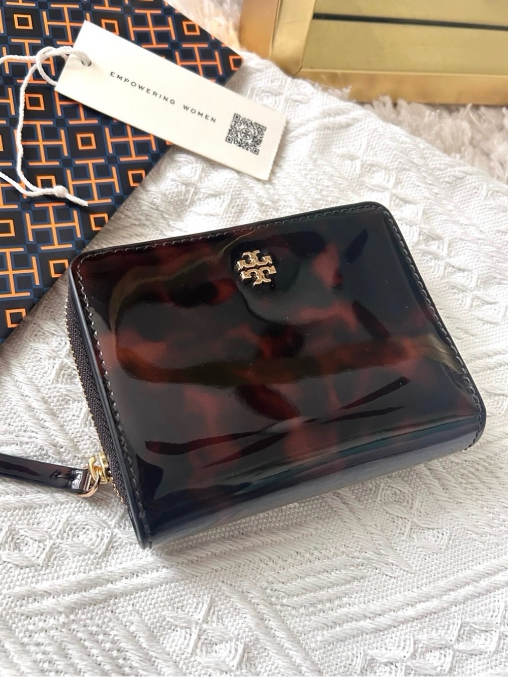 🤎New Tory Burch Emerson Tortoise Patent Billfold Wallet (Exclusive)